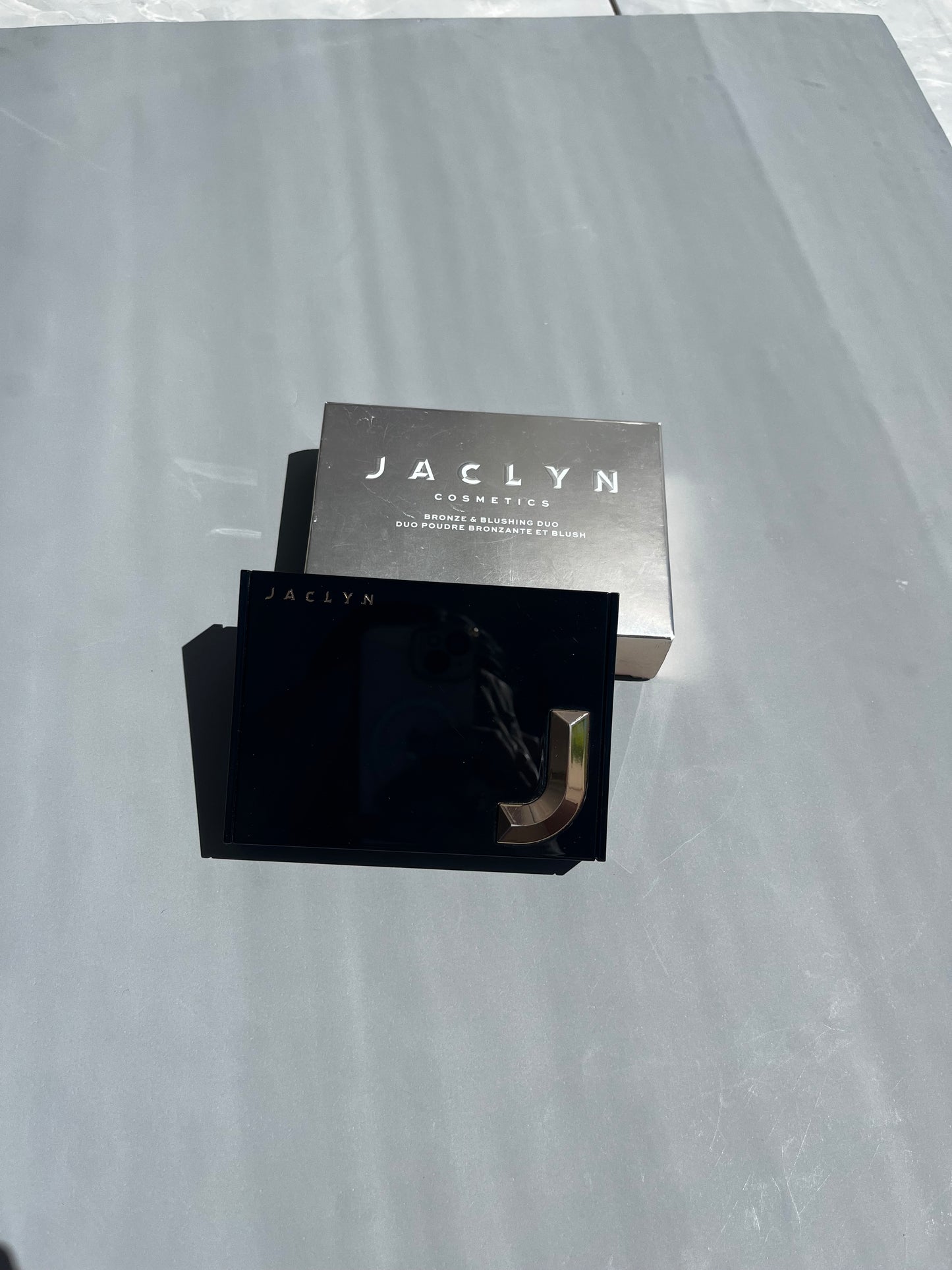 Bronze & blushing duo Jaclyn Hill