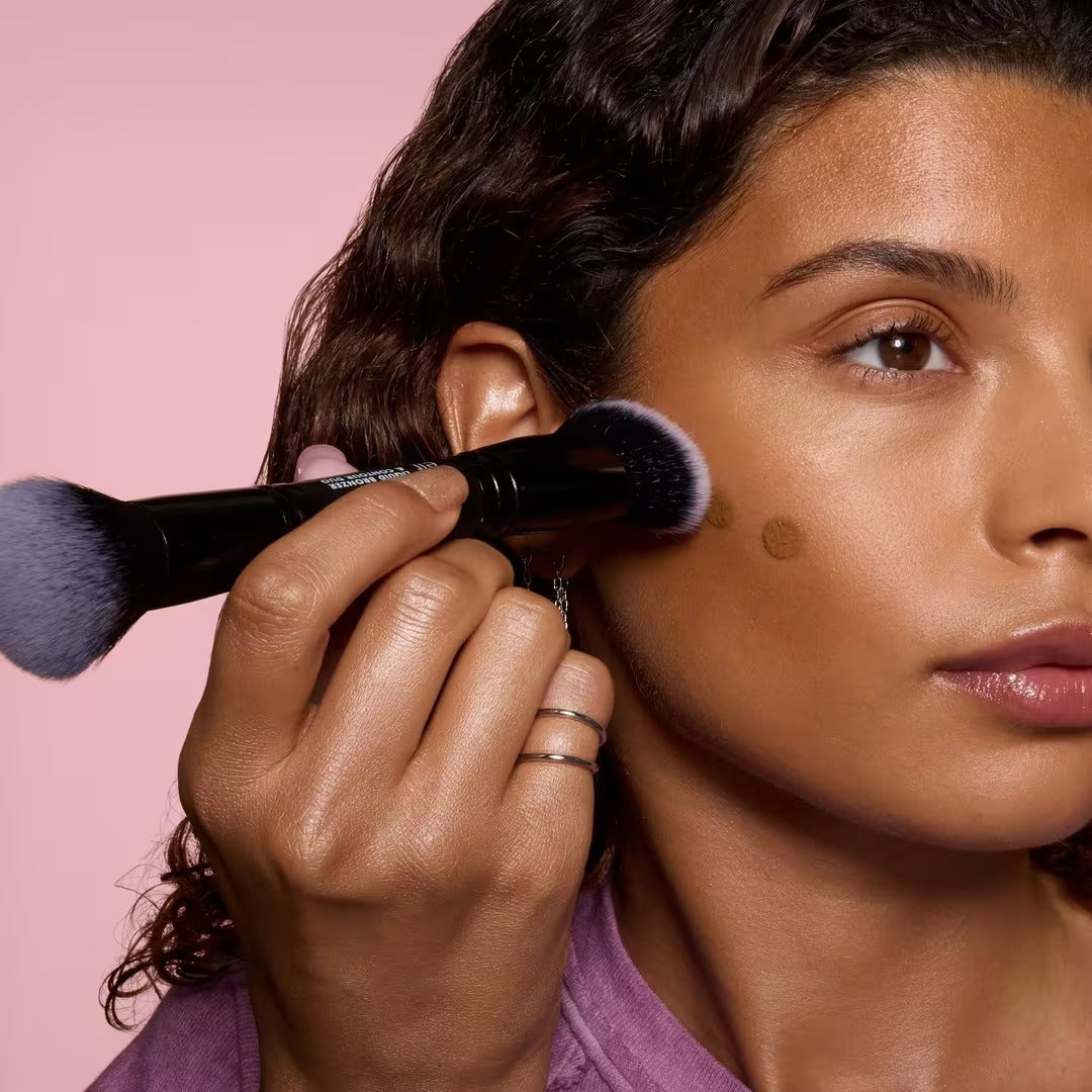 Liquid Bronzer & Contour Duo Brush elf
