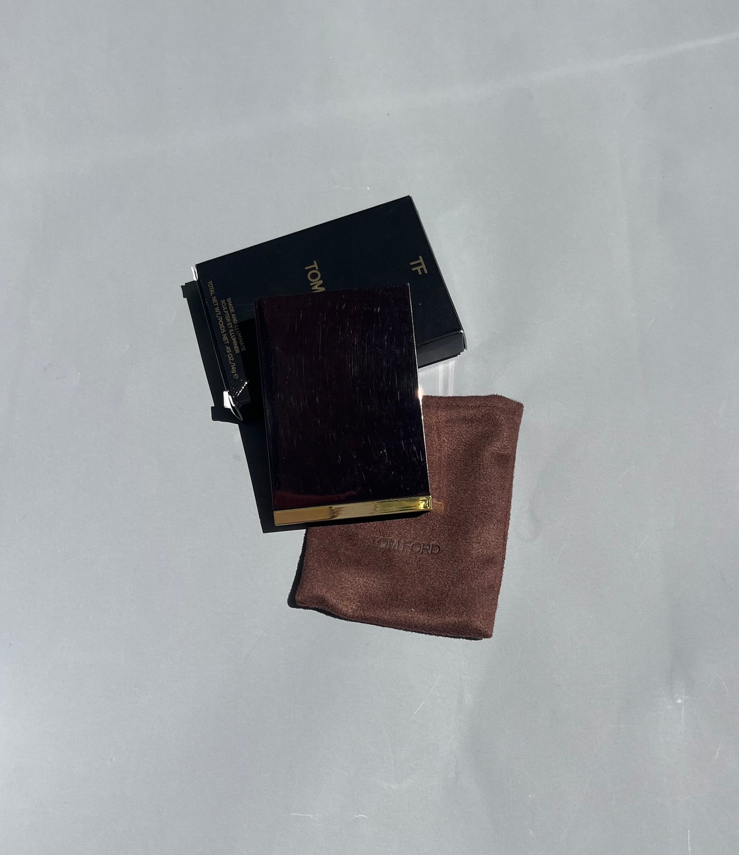 Shade and illuminate TOM FORD