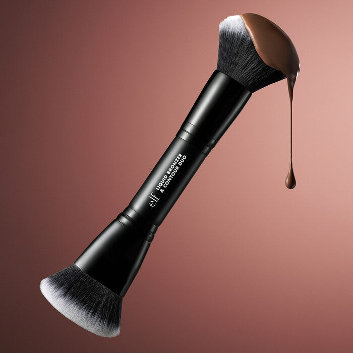 Liquid Bronzer & Contour Duo Brush elf