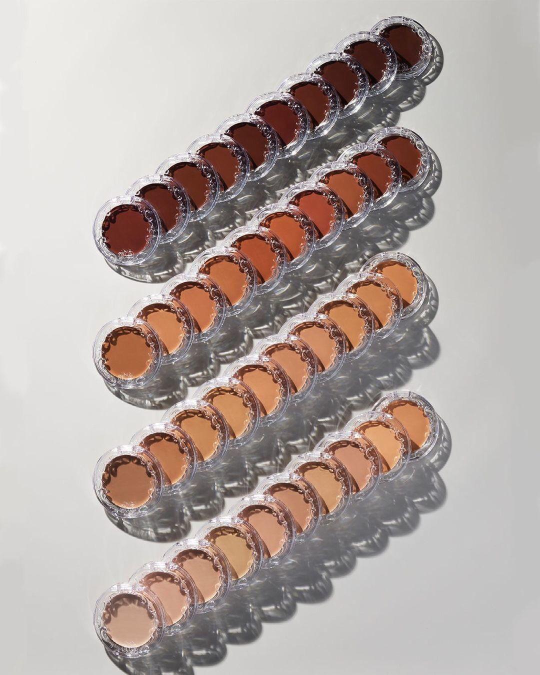 Skin Perfecting Foundation Balm KVD - APGMakeupSolution