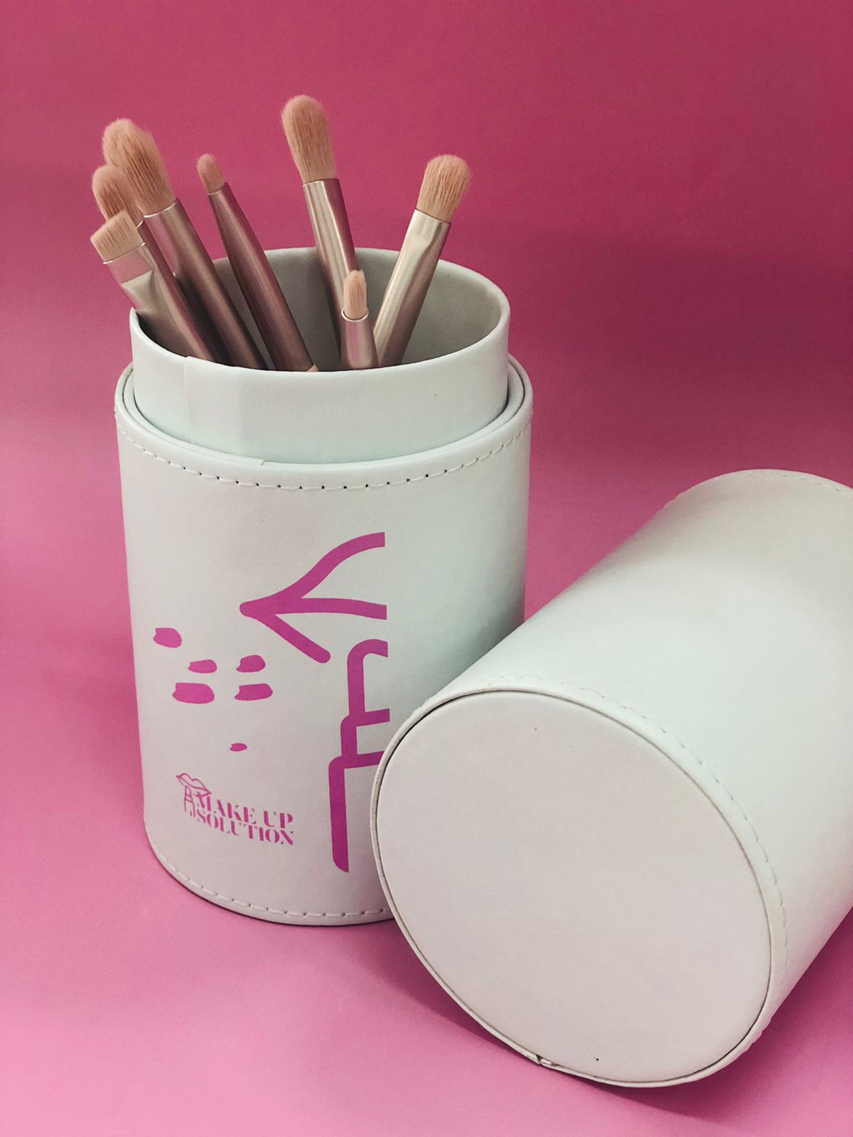 Bote para brochas APG Make Up Solution - APGMakeupSolution