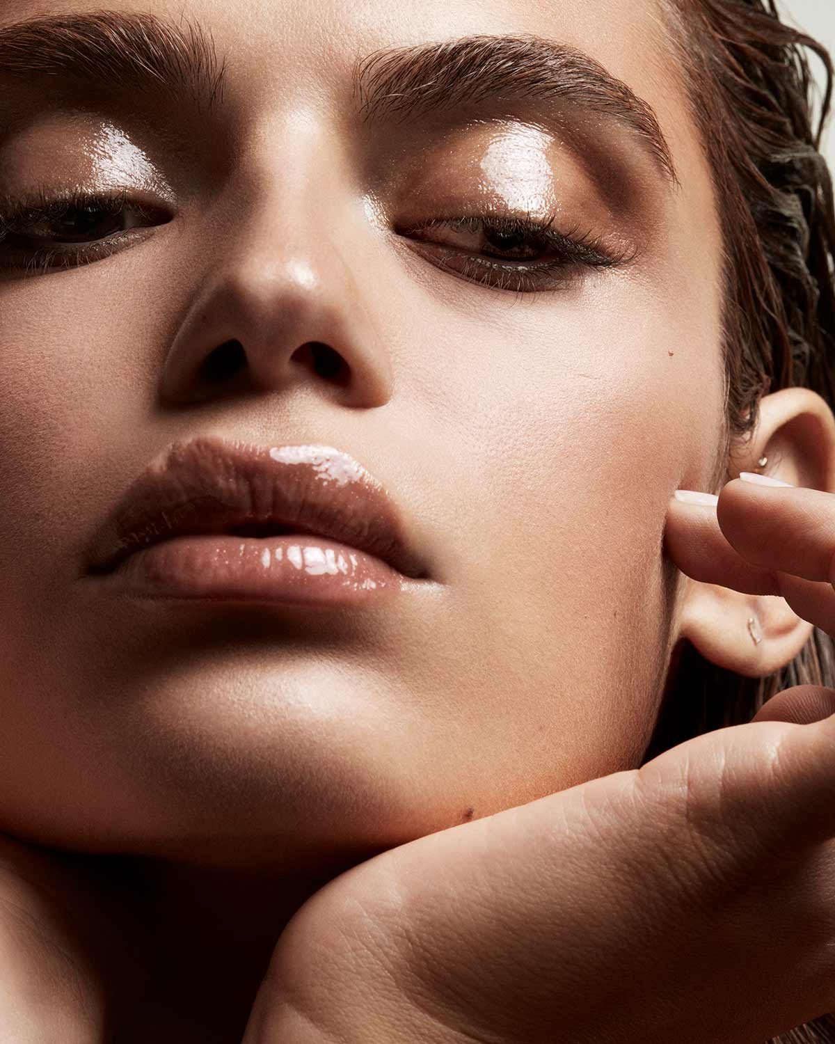 Gloss bomb universal lip luminizer Fenty Beauty - APGMakeupSolution