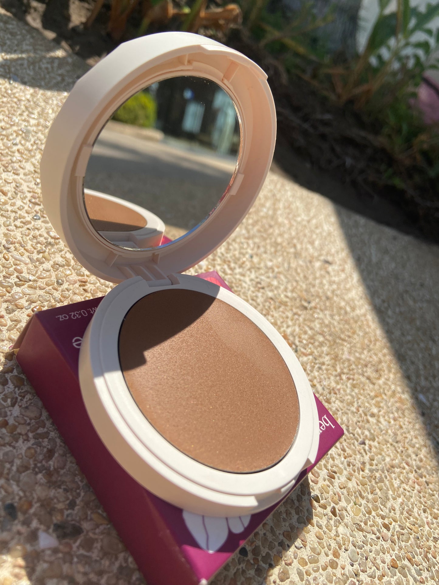 Hoola Wave Cream Bronzer Balm Benefit Cosmetics