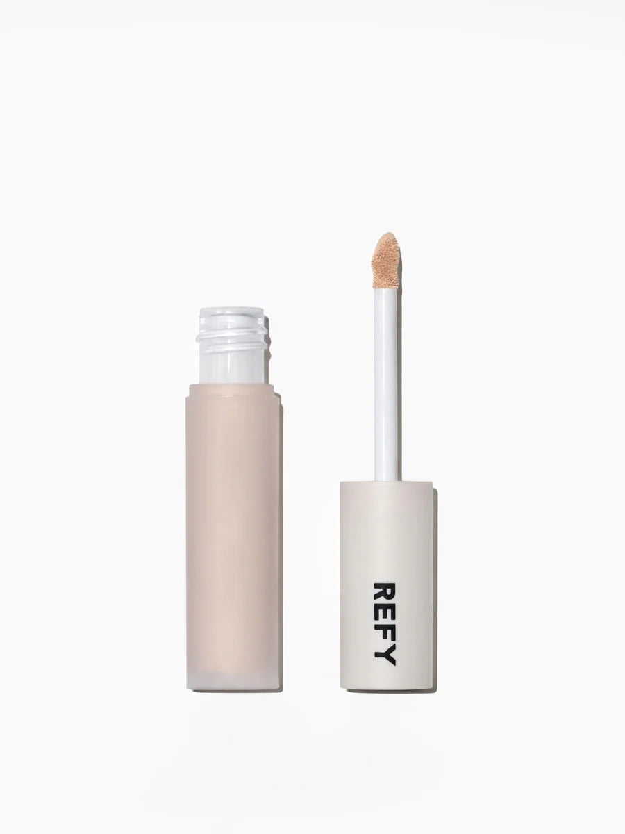 Hydrating serum based brightening concealer Refy