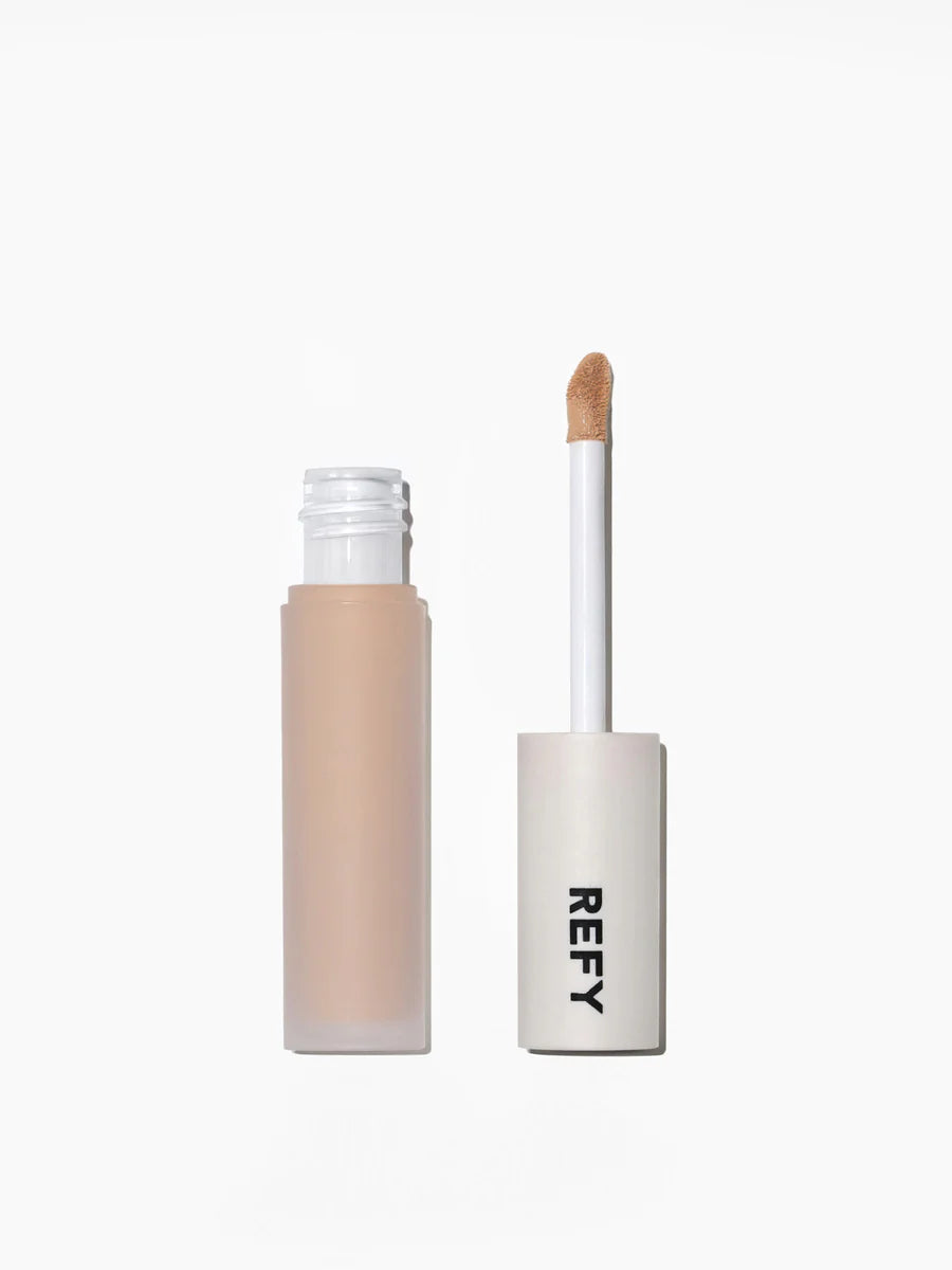 Hydrating serum based brightening concealer Refy