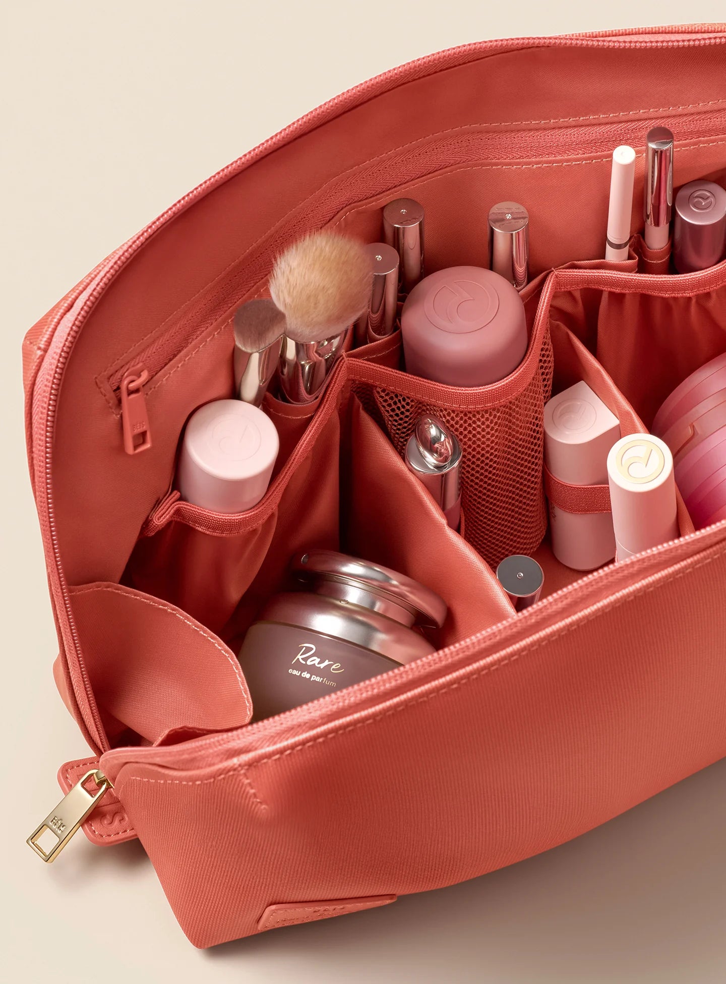 BÉIS the large cosmetic pouch  Rare Beauty