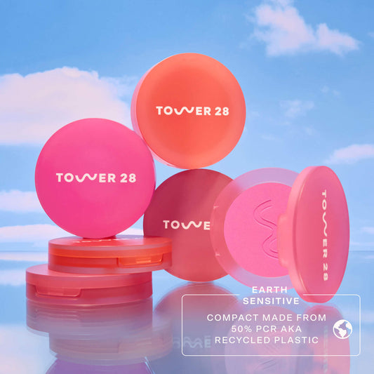 GetSet blur + set matte powder blush Tower 28 Beauty