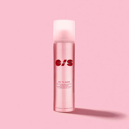 On 'til dawn mattifyng waterproof setting spray One Size