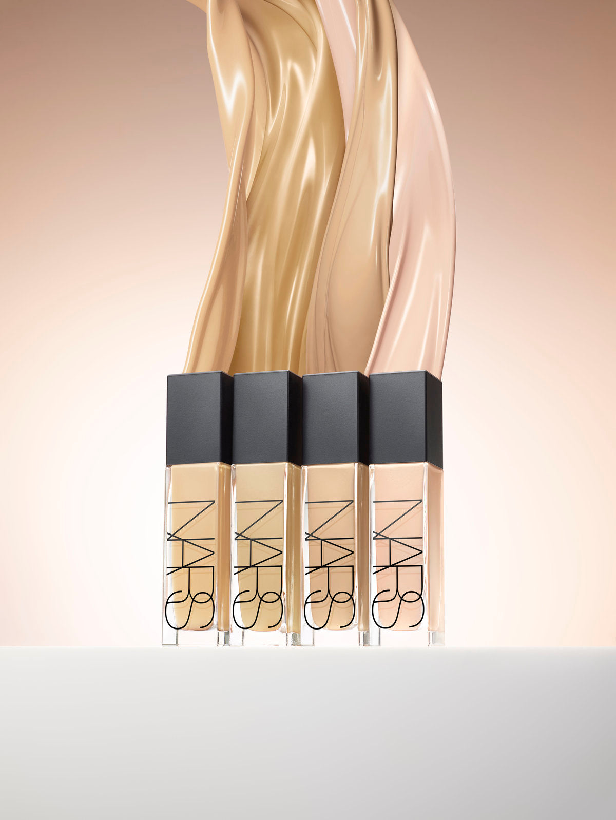 Natural radiant longwear foundation Nars