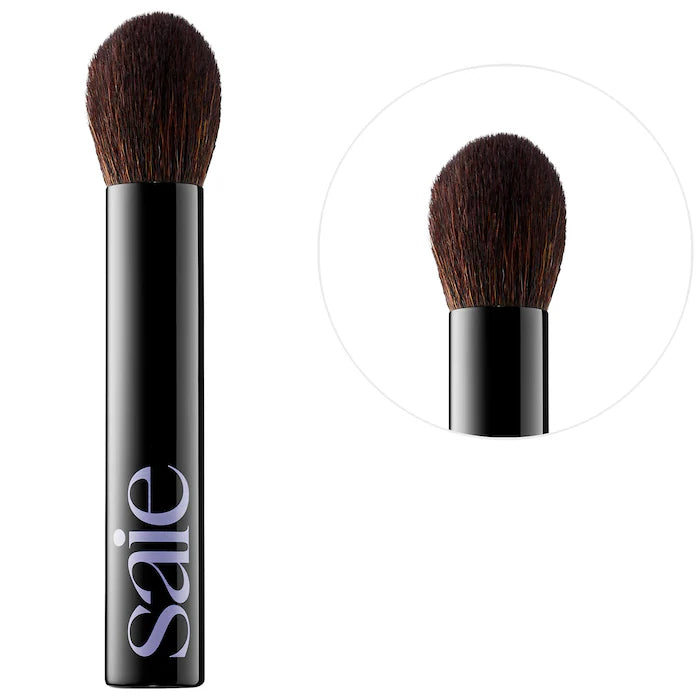 The fluffy setting powder brush Saie