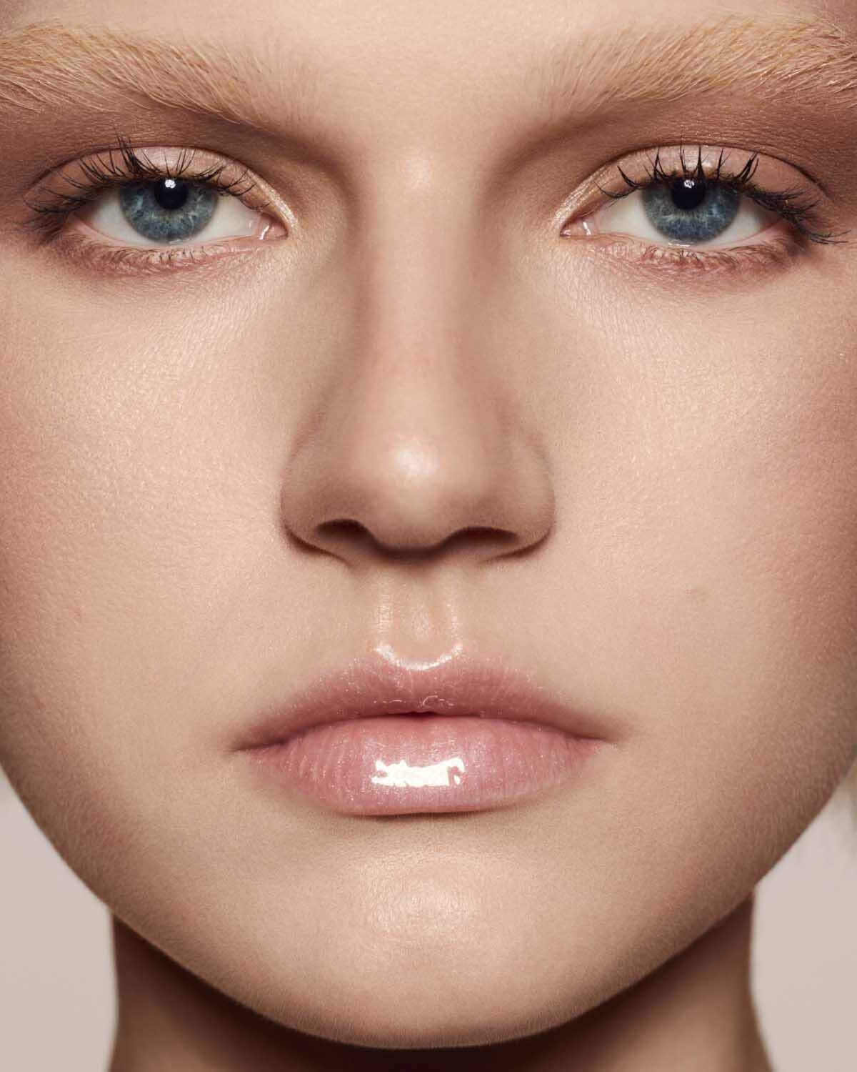 Gloss bomb universal lip luminizer Fenty Beauty