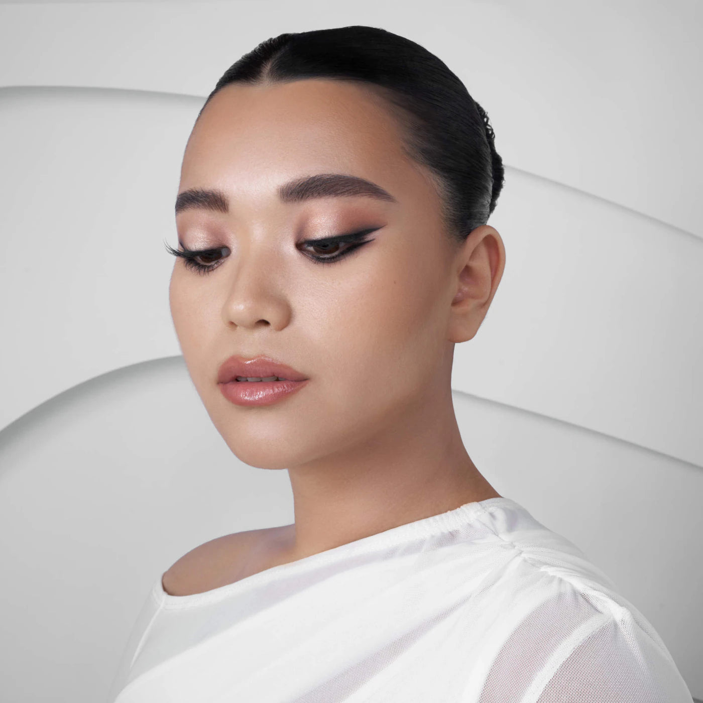 Eye sculpt texture & tone eyeshadow palette NATASHA DENONA