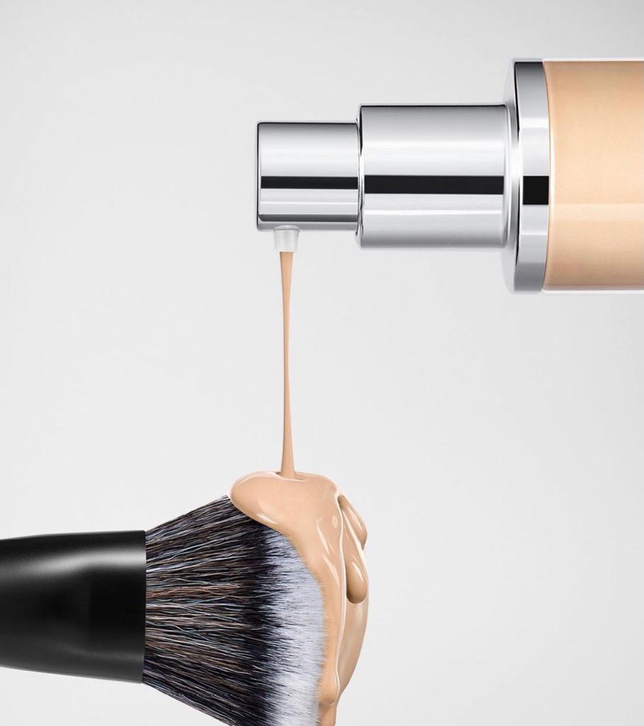 Surreal foundation f4 brush Makeup By Mario – APGMakeupSolution